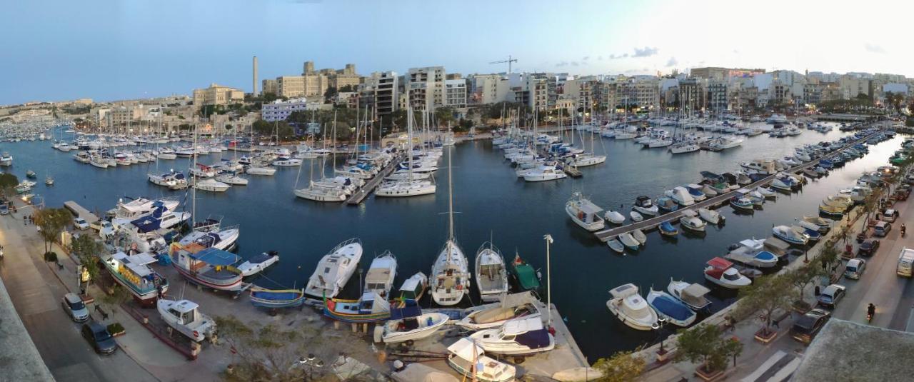 2 Bedroom, Central And Spacious Apartment With Sea View - 2 Msida Exteriör bild