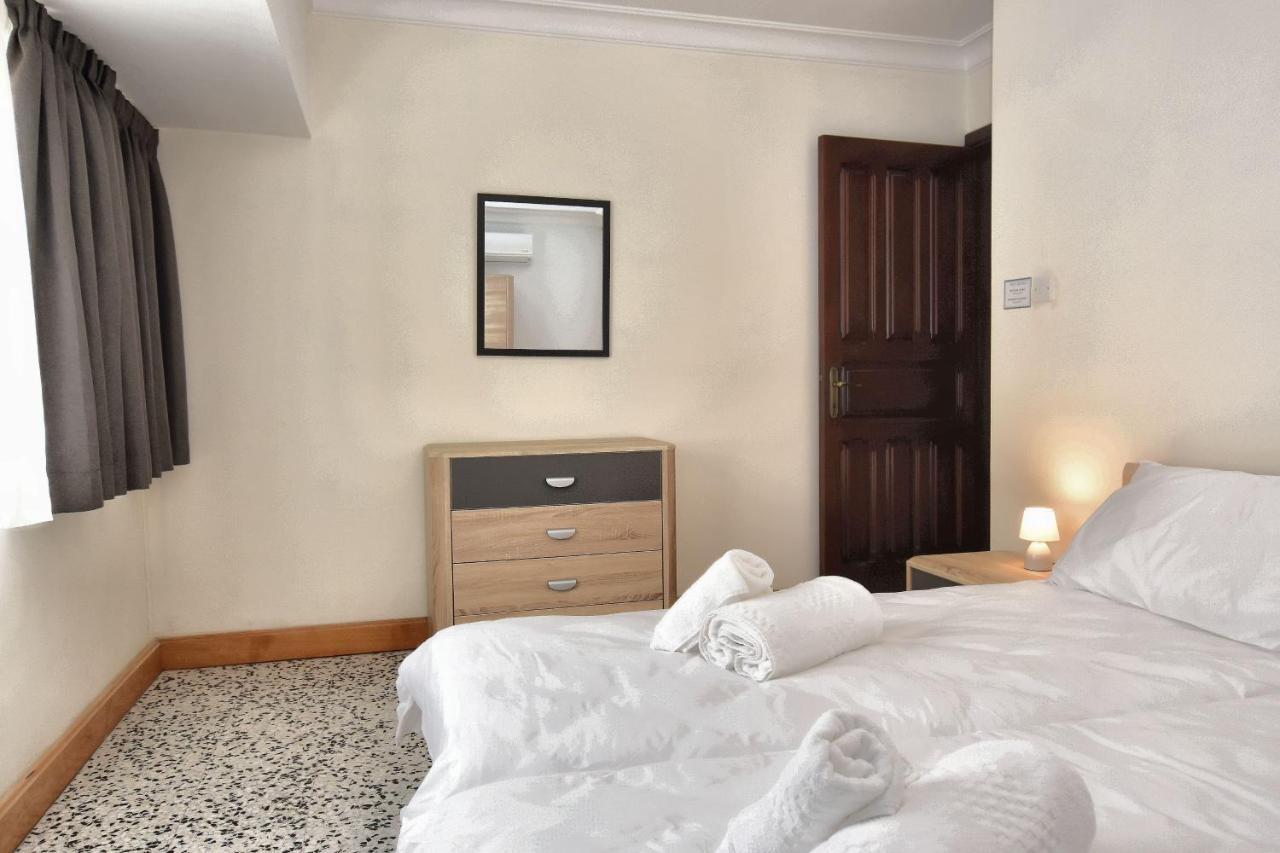2 Bedroom, Central And Spacious Apartment With Sea View - 2 Msida Exteriör bild
